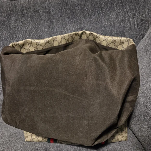 Tender GG Supreme Monogram Textured Dollar Calfskin Web Tote. - Picture 6 of 14